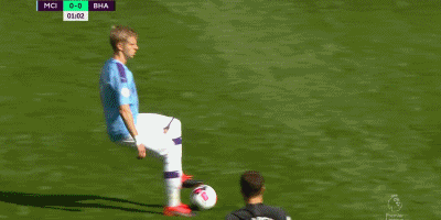 记者：莱比锡有意用霍伊伦取代谢什科，霍伊伦明确表示不想去