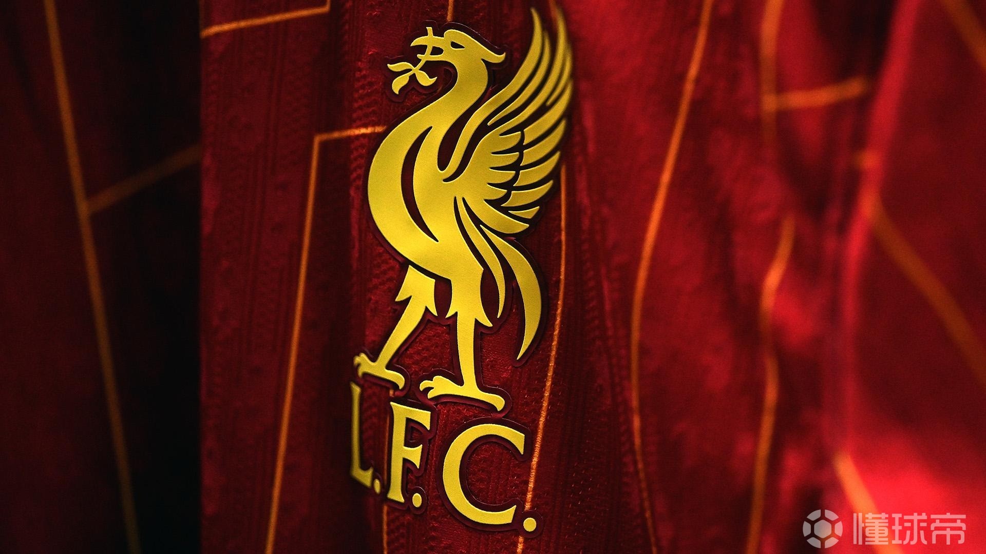 被与梅西比较？伦纳特-卡尔：我不能和他相比，他是我的偶像（回应被拿来与梅西比较，伦纳特-卡尔：无法相提并论，他是我的偶像）