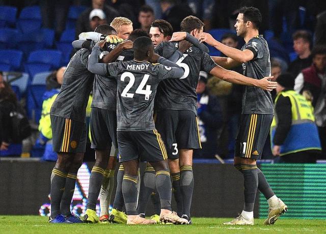 巴塞罗那迎战特内里费：女子足球联赛的巅峰对决（女足联赛焦点战：巴塞罗那对阵特内里费）