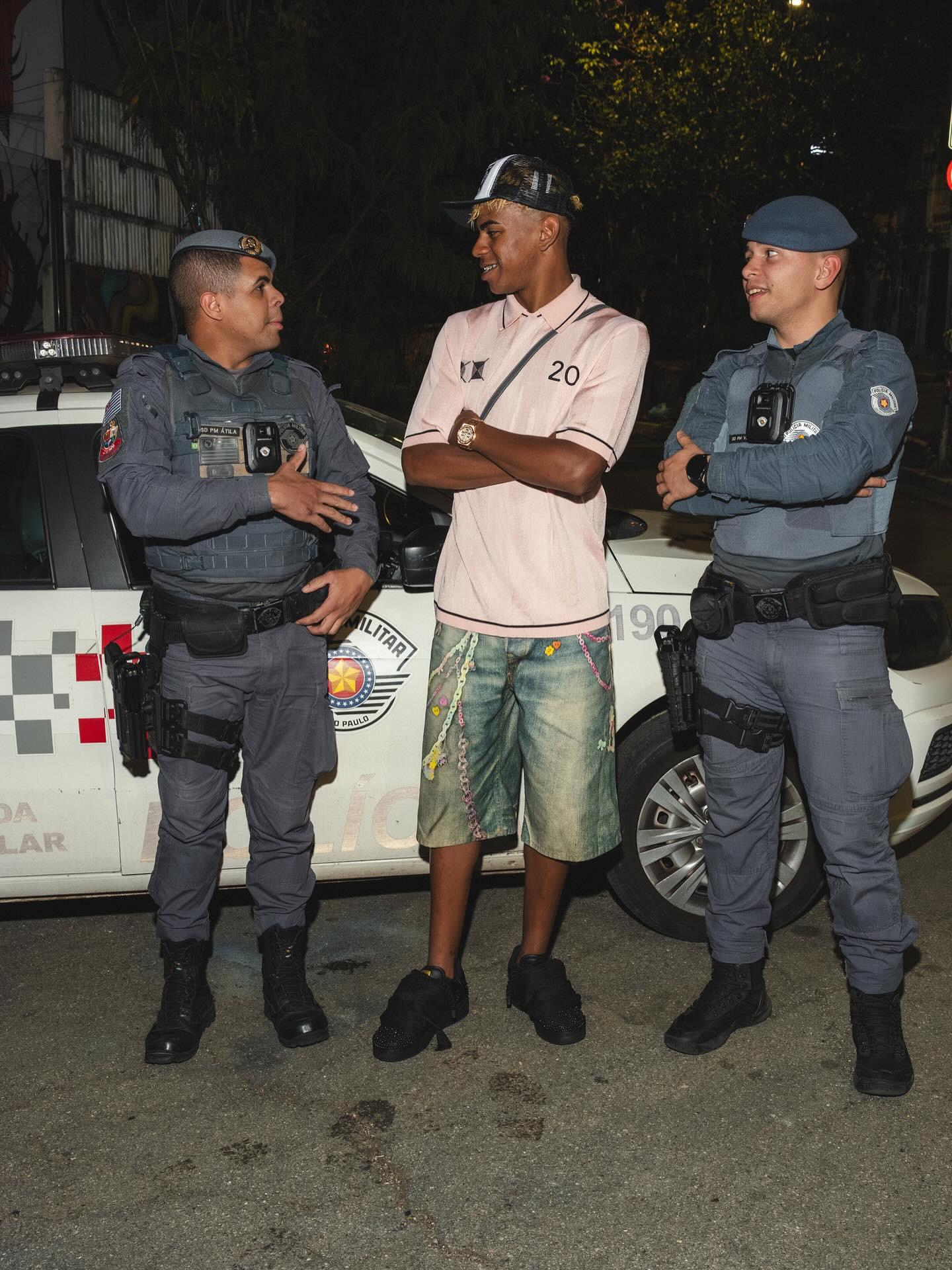 尤文图斯与利物浦有意邀请格纳布里明年夏天加盟（利物浦与尤文图斯有意在明夏签下格纳布里）