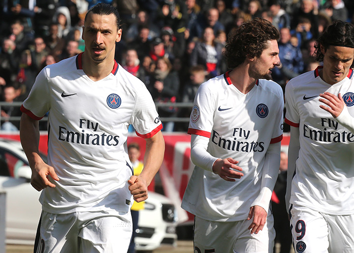 斯科特：佩德里是我最喜欢的球员之一；我更喜欢踢8号位（斯科特：佩德里是我心仪球员之一，更偏爱踢8号位）