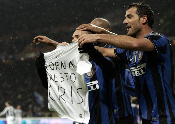 篮球比赛中如何有效换防？（篮球赛场高效换防的实用策略）